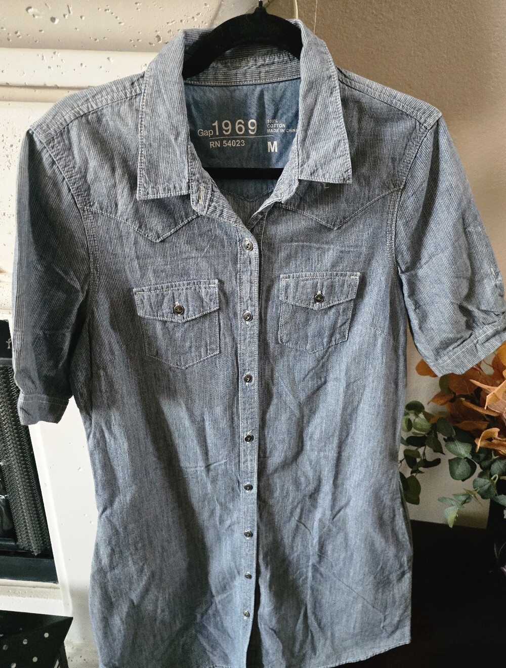 GAP 1969 Women's Chambray Button-Down Dress - Light Blue & White Stripped Sz M